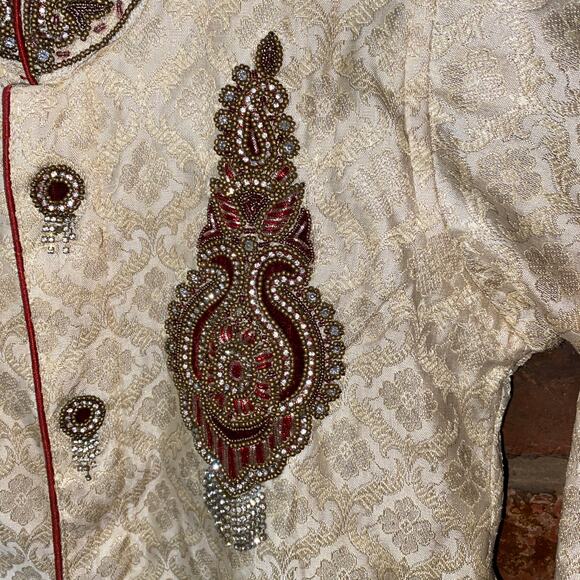 ND Nite 'n' Day Cream Embellished Rhinestone Indian Top Women's Size XS - Picture 2 of 10